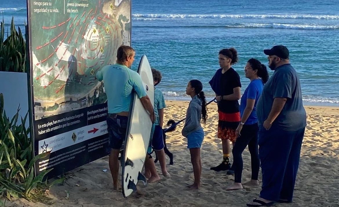 Mejorar la Seguridad Marítima para el Público en Playa Jobos, Puerto Rico